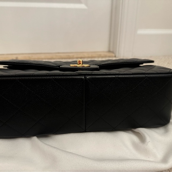 Chanel Classic Jumbo Double Flap Black Caviar Gold Hardware - Picture 7 of 13